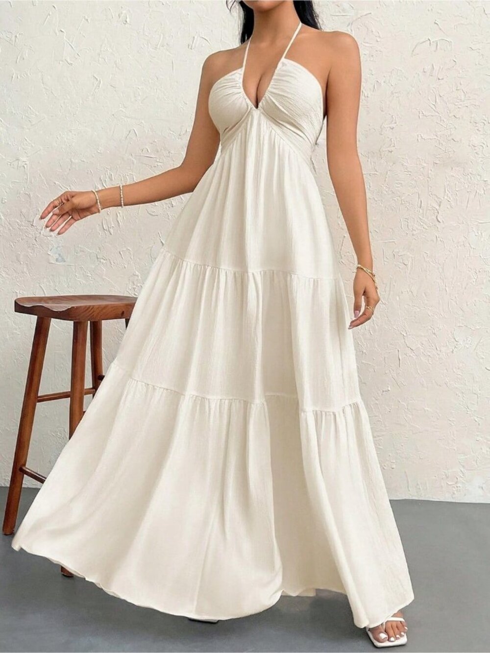 Women's Maxi Summer Dresses Beige Halter V Neck Beach Dresses A-Line Dress - Picture 5 of 7